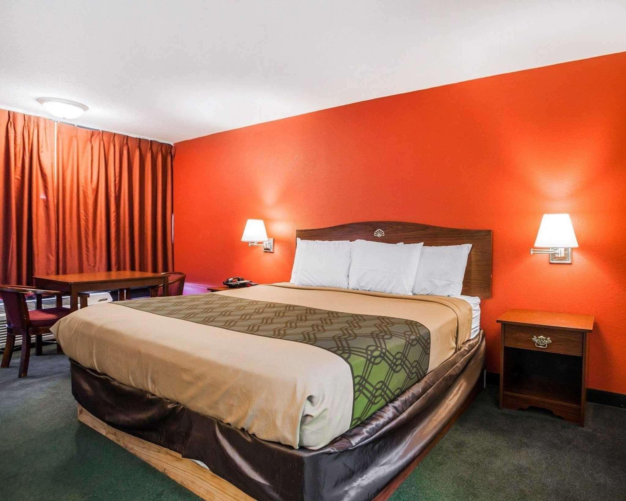 Econo Lodge Jefferson City Exteriör bild
